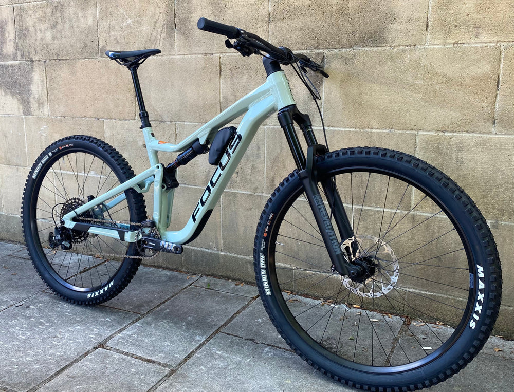 
                      
                        Focus Jam 6.8 Full Suspension MTB 2023
                      
                    